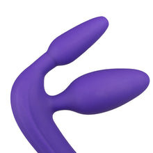 Lade das Bild in den Galerie-Viewer, Dreifacher Umschnalldildo in Violett
