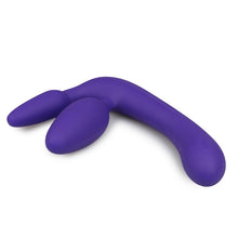 Lade das Bild in den Galerie-Viewer, Dreifacher Umschnalldildo in Violett
