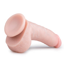 Lade das Bild in den Galerie-Viewer, Realistischer hautfarbener Dildo - 20 cm
